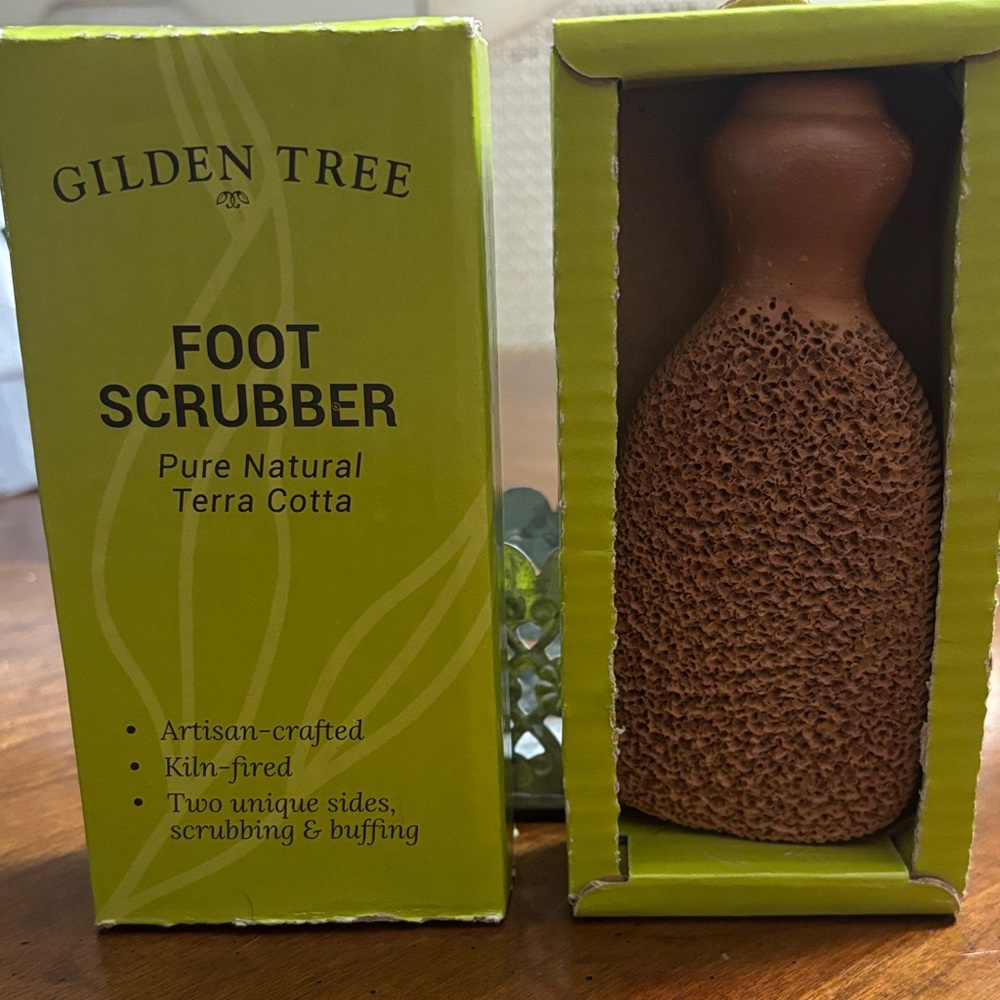 Pure, Natural Terra Cotta Foot Scrubber - Picture 2 of 5